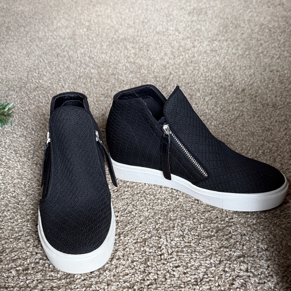 Steve Madden Black Sneakers with Zipper